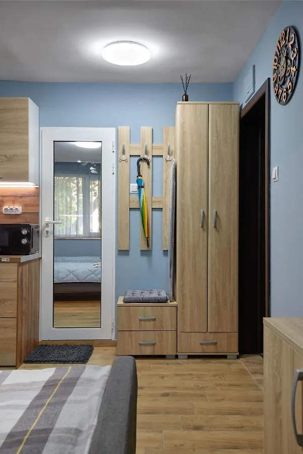 Top Center, Sea Garden, Brand New Studio - Majestic Burgas